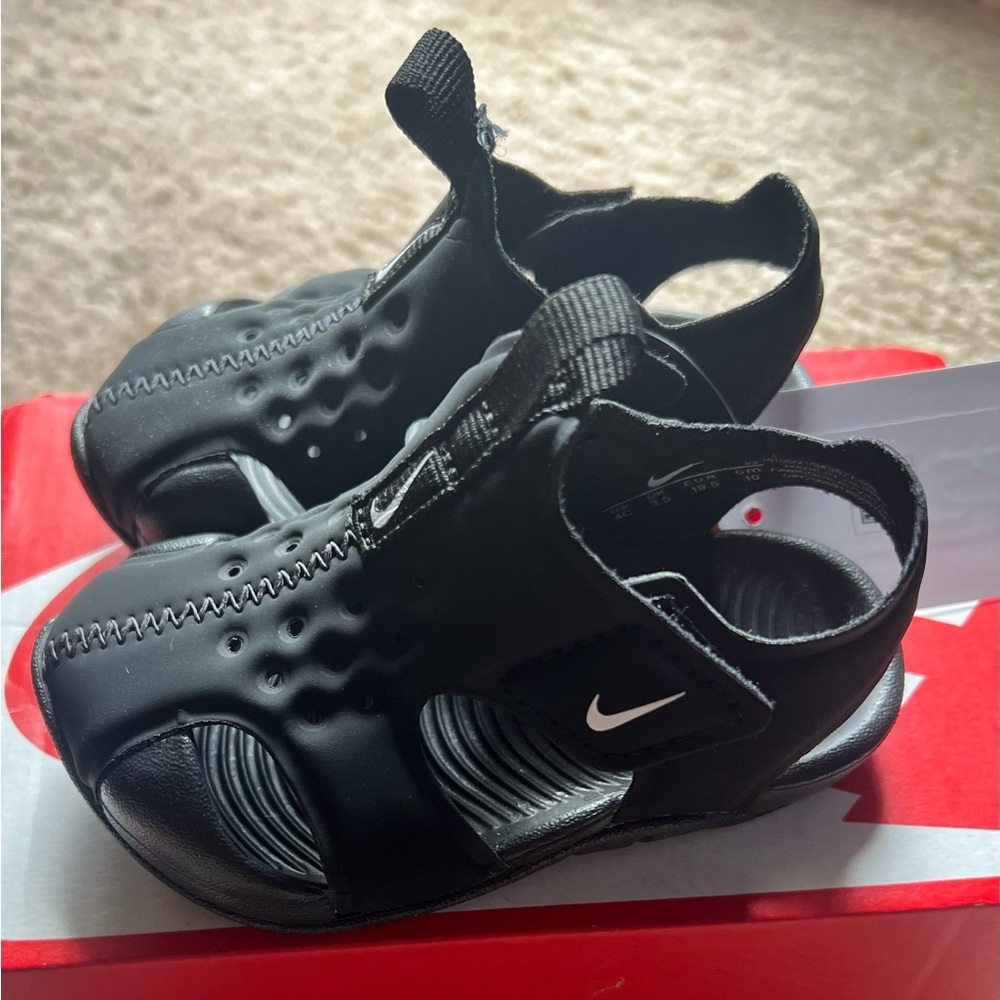 Baby/Toddler Black/White Nike Sunray Protect 2 Sandals